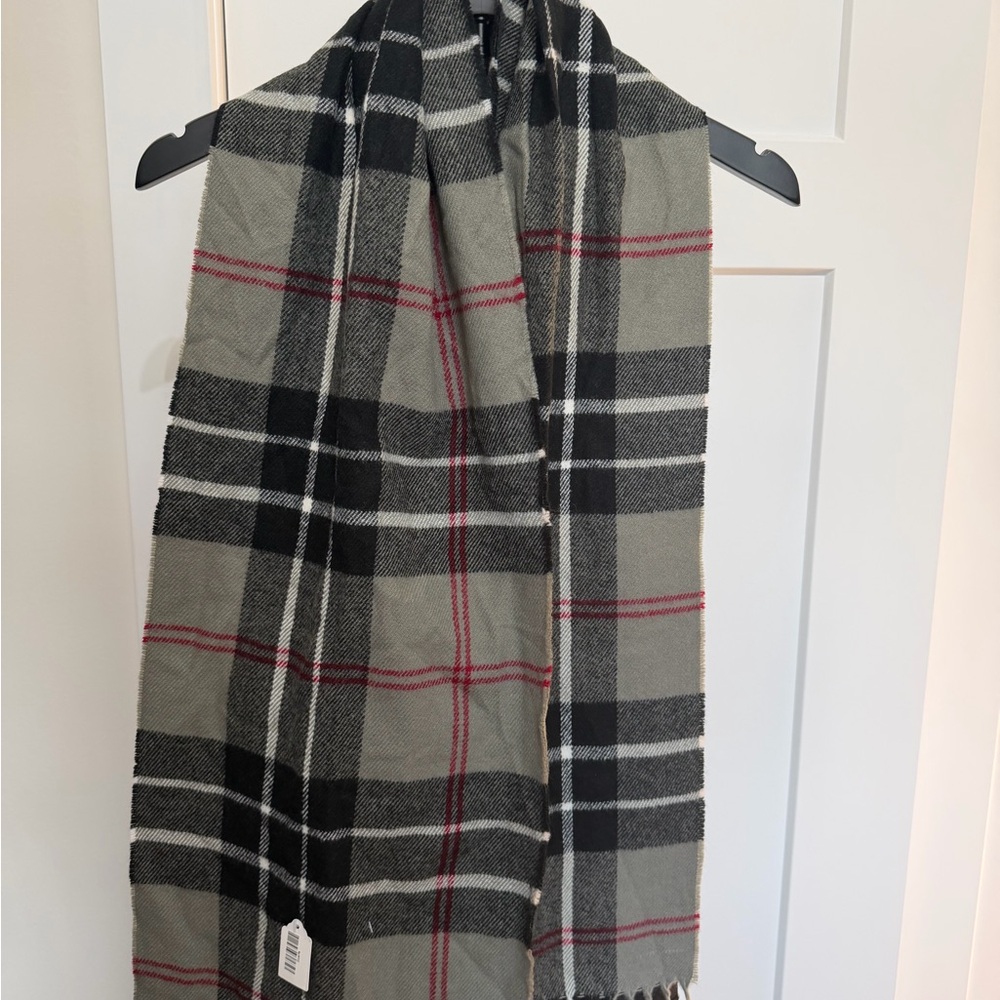 Dockers Plaid Men’s Scarf Tan, White, Black, Gray, and Red with elastic Keeper